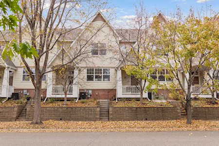 1651 Arona Street Falcon Heights, MN 55108