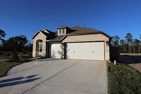 988 Terlingua Creek Dr Conroe, TX 77304