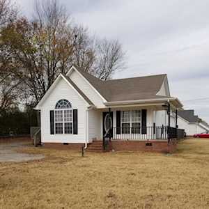 79 Monks Rd Fayetteville, TN 37334