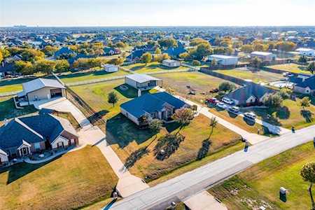 301 Lonesome Trail Haslet, TX 76052