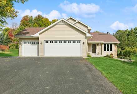 8730 Hillview Drive E Saint Bonifacius, MN 55375