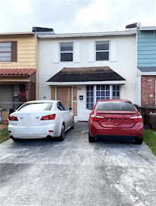 1730 W 72nd St #1730 Hialeah, FL 33014