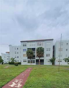 2860 Somerset Dr #215K Lauderdale Lakes, FL 33311