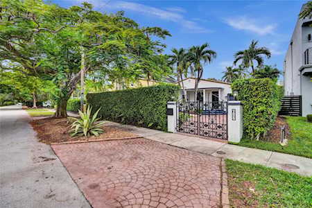 617 N Victoria Park Rd Fort Lauderdale, FL 33304