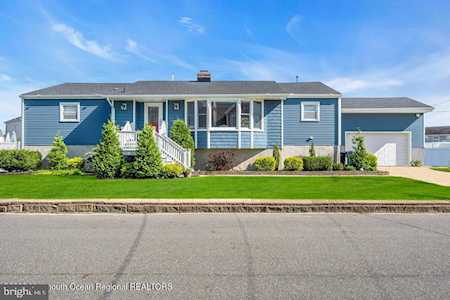 3315 Windsor Ave Toms River, NJ 08753