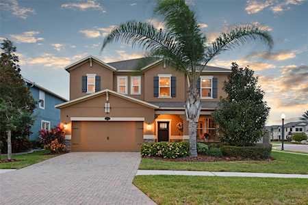 1895 Nature View Dr Lutz, FL 33558