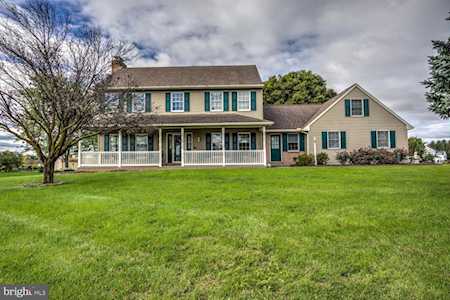 401 Spring Grove Rd East Earl, PA 17519