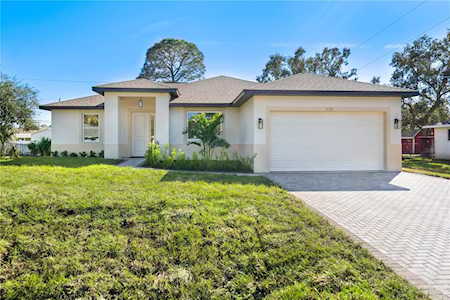 225 Loyola Rd Venice, FL 34293