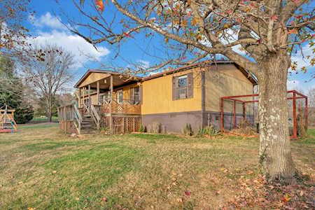 1290 Shoulder Run Moneta, VA 24121