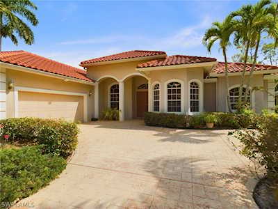 2136 Harlans Run Naples, FL 34105