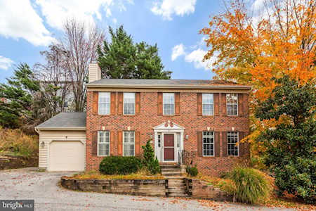 30 Warren Manor Ct Cockeysville, MD 21030