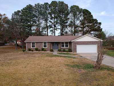 200 General Forrest Dr Springfield, TN 37172