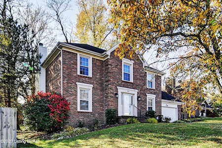 8304 Winter Hill Ct Louisville, KY 40299