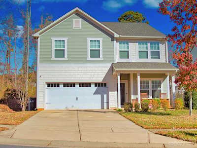 10110 Snowbell Ct Charlotte, NC 28215