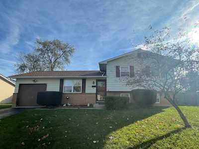 3366 Castleton Street Grove City, OH 43123