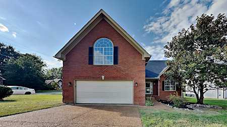 6425 Paddington Way Antioch, TN 37013