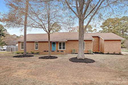 8530 Amelia Dr Charlotte, NC 28212