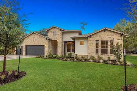 999 Briac Ln Conroe, TX 77301