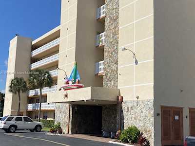 301 SE 3rd St #307 Dania Beach, FL 33004