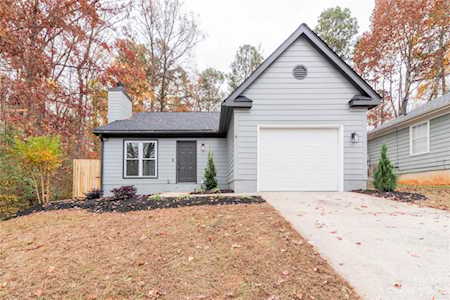 9222 Goldenrod Ln Charlotte, NC 28227
