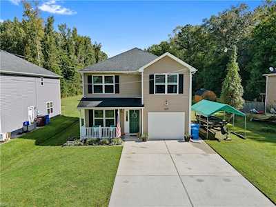 1629 Whittamore Rd Chesapeake, VA 23322