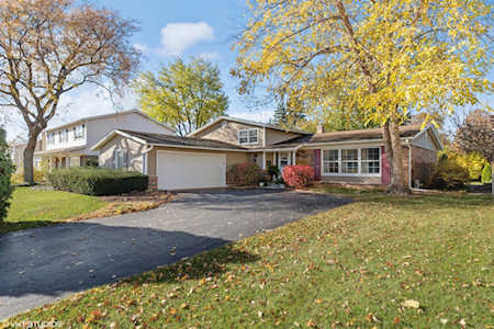 3010 N Kennicott Ave Arlington Heights, IL 60004