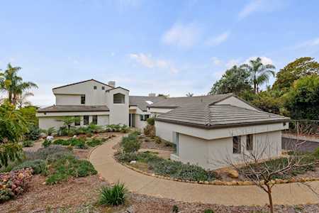 4161 Creciente Dr Santa Barbara, CA 93110