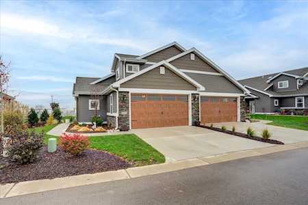 6533 Cortland Park Dr Deforest, WI 53532
