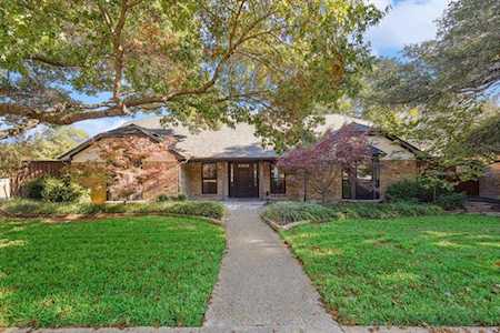 7738 Lemmonwood Drive Dallas, TX 75231