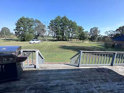 300 Oak Grove Dr Moscow, TN 38057