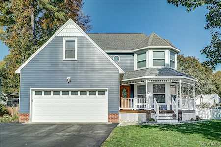 7398 River Pine Dr Mechanicsville, VA 23111