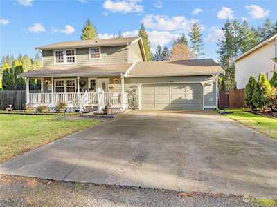 15418 Scenic Shores Dr SE Yelm, WA 98597