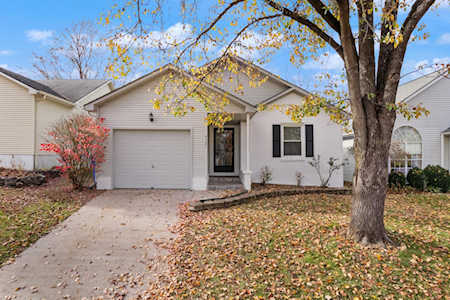 4321 Cobblestone Knoll Dr Lexington, KY 40515