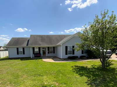 5041 Tricia Pl Murfreesboro, TN 37129