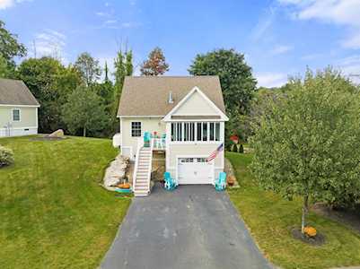 9 Memory Ln Laconia, NH 03246