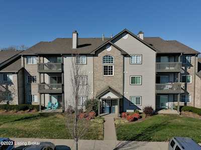 10503 Trotters Pointe Dr #201 Louisville, KY 40241