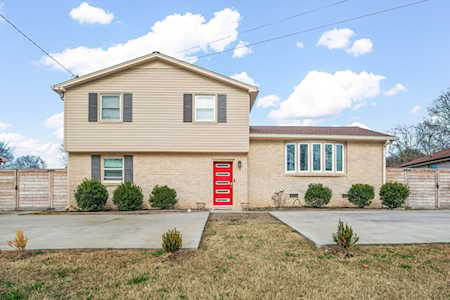 3853 Augusta Dr Nashville, TN 37207