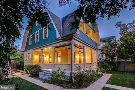 8016 Flower Ave Takoma Park, MD 20912