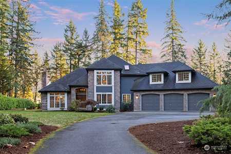 25326 240th Ct SE Maple Valley, WA 98038