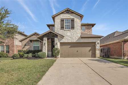 2415 Blue Jay Ln Katy, TX 77494