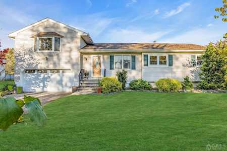 147 Brewster Avenue Piscataway, NJ 08854