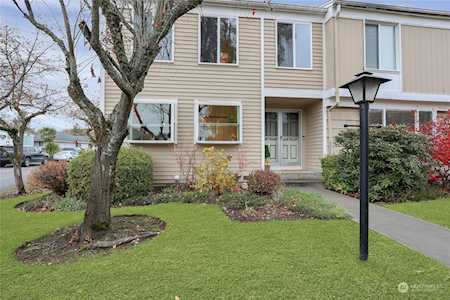 8614 Onyx Dr SW #A Lakewood, WA 98498