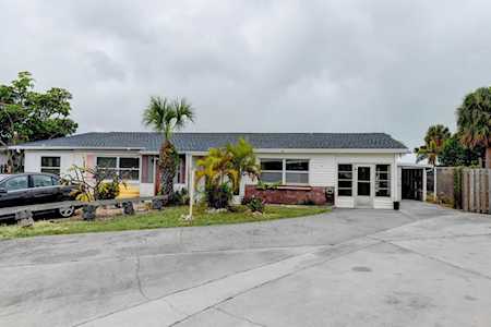 68 N El Mar Drive Jensen Beach, FL 34957
