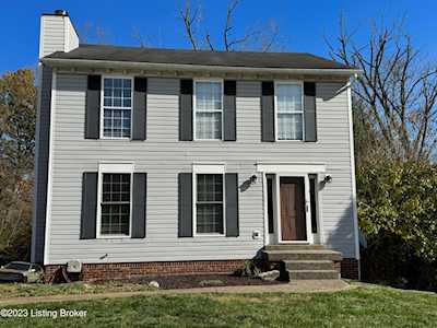 243 Rolling Ridge Way Simpsonville, KY 40067