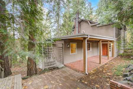 8654 NE Juanita Dr Kirkland, WA 98034