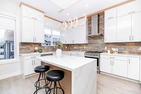 3516 Forst Avenue Coquitlam, BC V3B 2W7