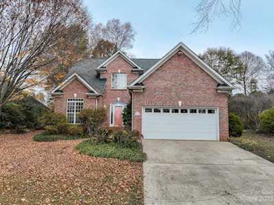 210 Windemere Isle Rd Statesville, NC 28677