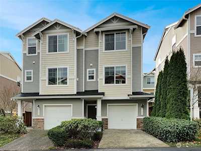 218 126th Place SE #B Everett, WA 98208