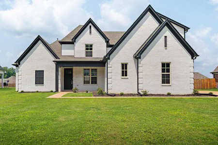 420 Burton Place Dr Oakland, TN 38060