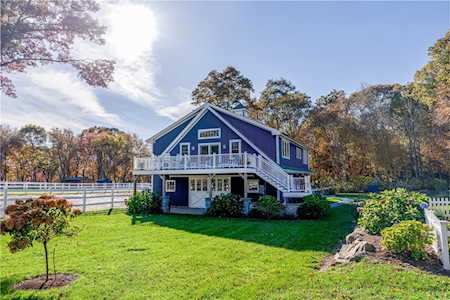 193 Rockwood Ln South Kingstown, RI 02879